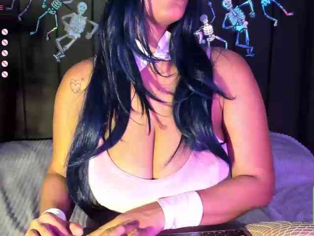 kylieboobs24 kylieboobs24