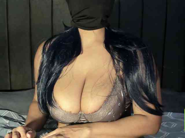 ESMERALDA_QAMAR