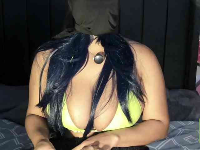 kylieboobs24