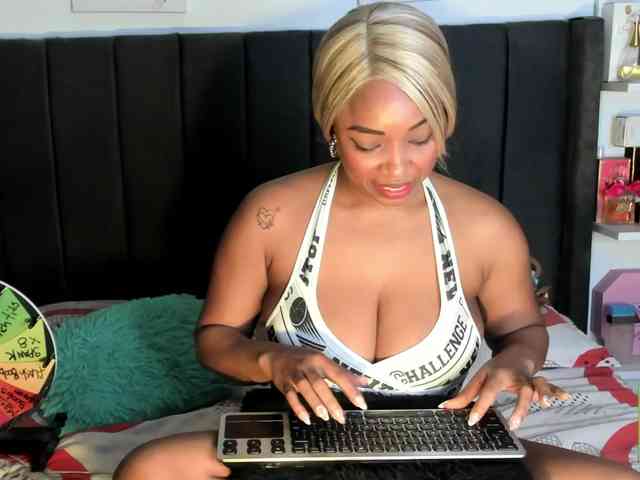 kylieboobs24