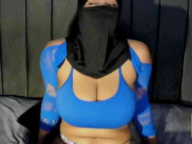 ESMERALDA_QAMAR