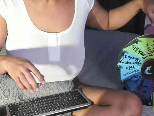 kylieboobs24