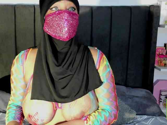ESMERALDA_QAMAR webcam