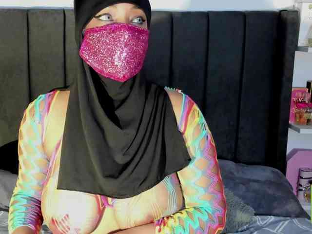 ESMERALDA_QAMAR webcam