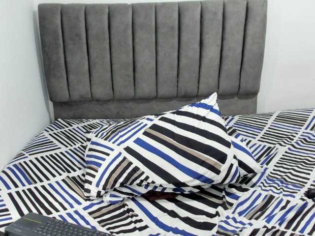 CristinaPiccone live cam on BongaCams
