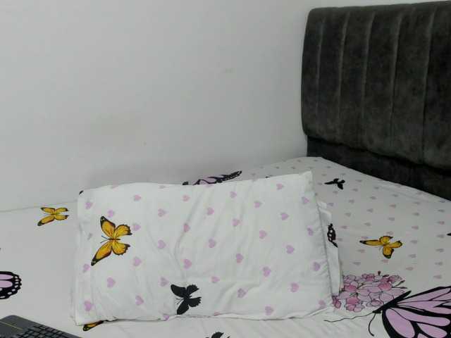 CristinaPiccone Live-Cam auf BongaCams