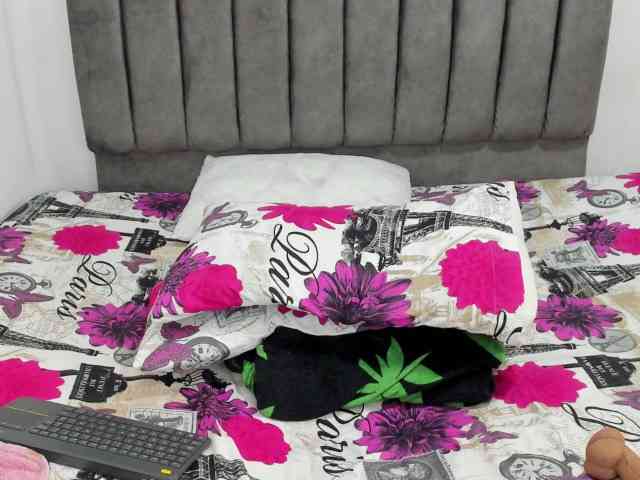 CristinaPiccone webcam