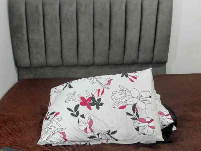 CristinaPiccone webcam