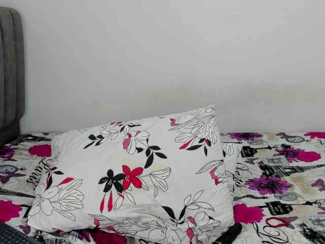 CristinaPiccone webcam