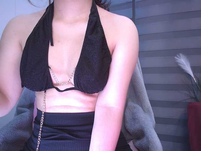 KazumiChan's BongaCams show and profile