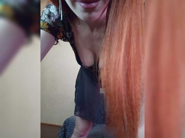 MEDOVAYA1 live cam on BongaCams