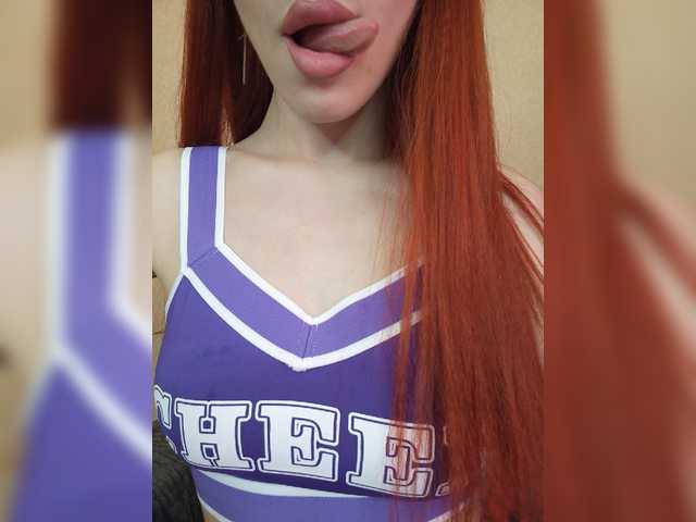 MEDOVAYA1 live cam on BongaCams