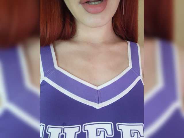 MEDOVAYA1 live cam on BongaCams