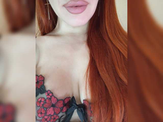 MEDOVAYA1 live cam on BongaCams