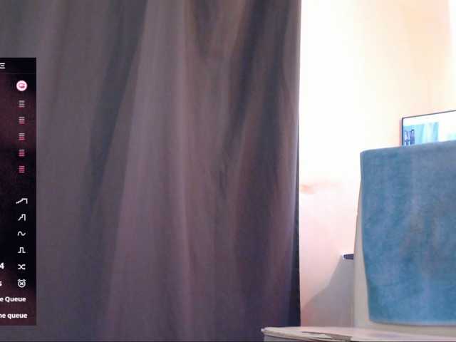 DelicateKiss live cam preview
