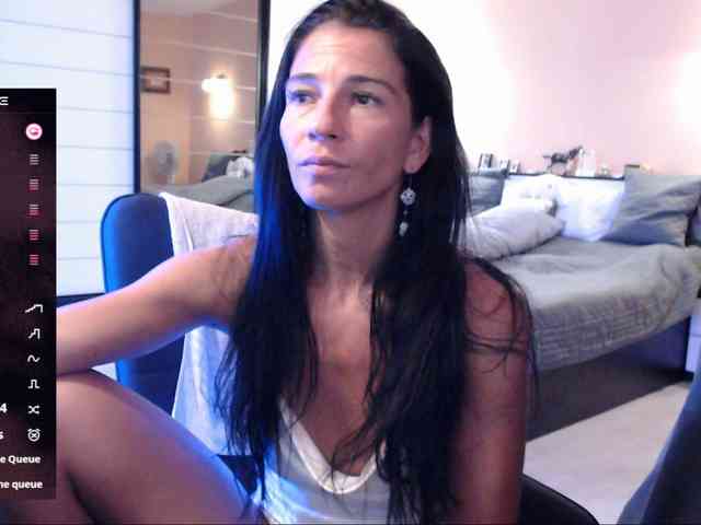 DelicateKiss webcam