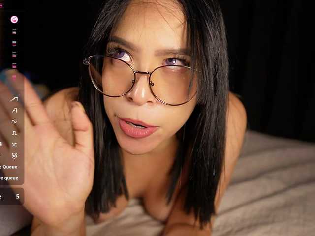 DirtyLittleSlut live cam on BongaCams