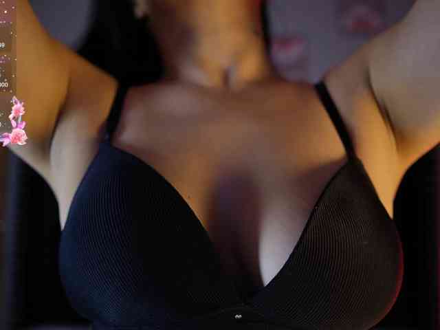 DirtyLittleSlut webcam
