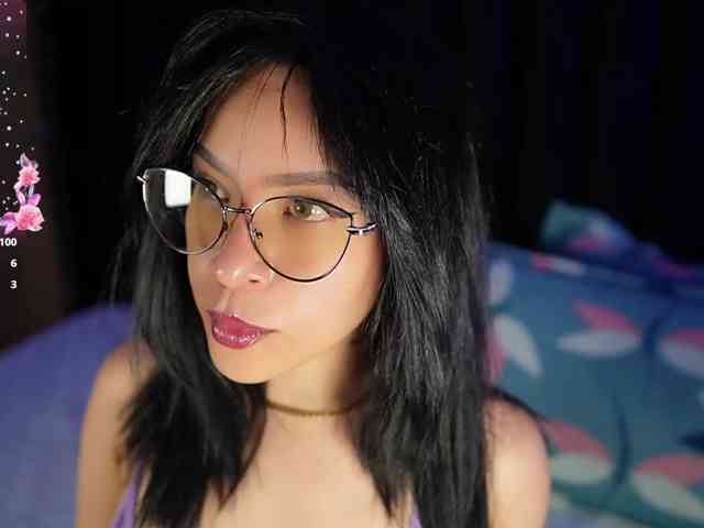 DirtyLittleSlut webcam
