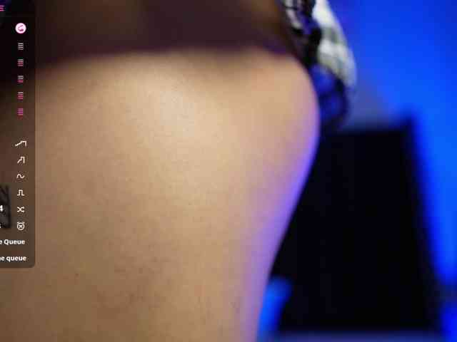 DirtyLittleSlut webcam