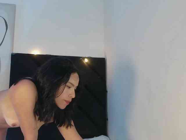 DirtyLittleSlut webcam