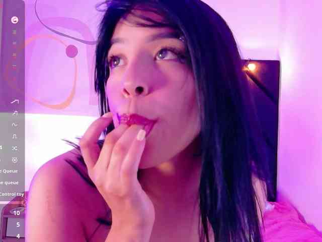 DirtyLittleSlut webcam