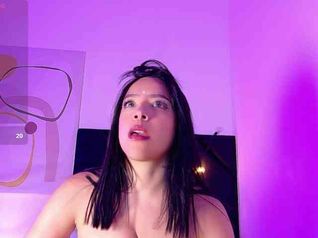 DirtyLittleSlut webcam