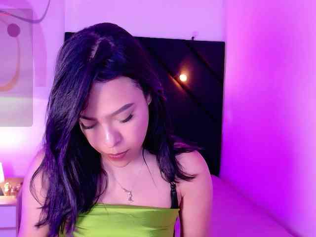 DirtyLittleSlut webcam