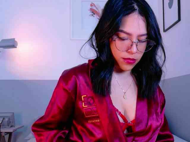 DirtyLittleSlut webcam