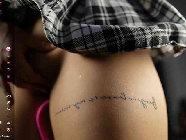 DirtyLittleSlut webcam