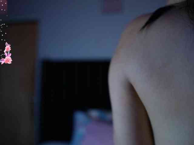 DirtyLittleSlut webcam