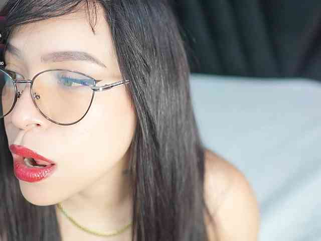 DirtyLittleSlut webcam