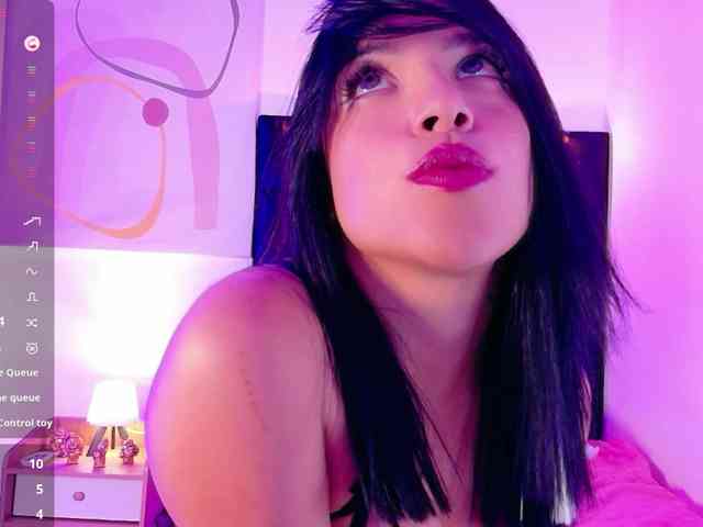 DirtyLittleSlut webcam