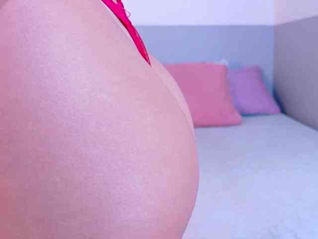 DirtyLittleSlut webcam
