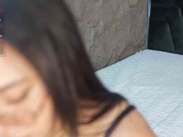 DirtyLittleSlut webcam