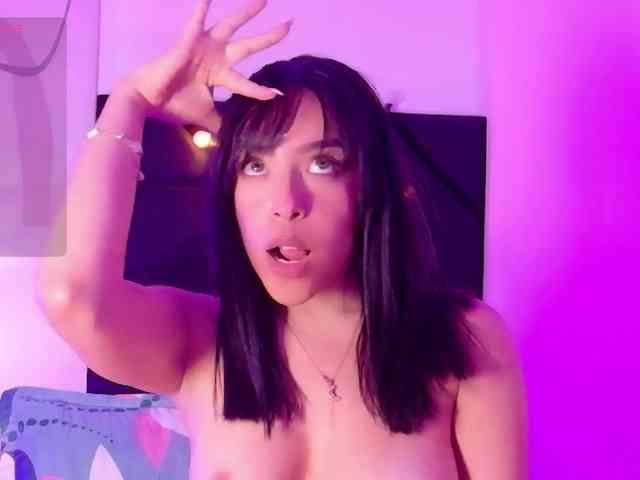DirtyLittleSlut webcam