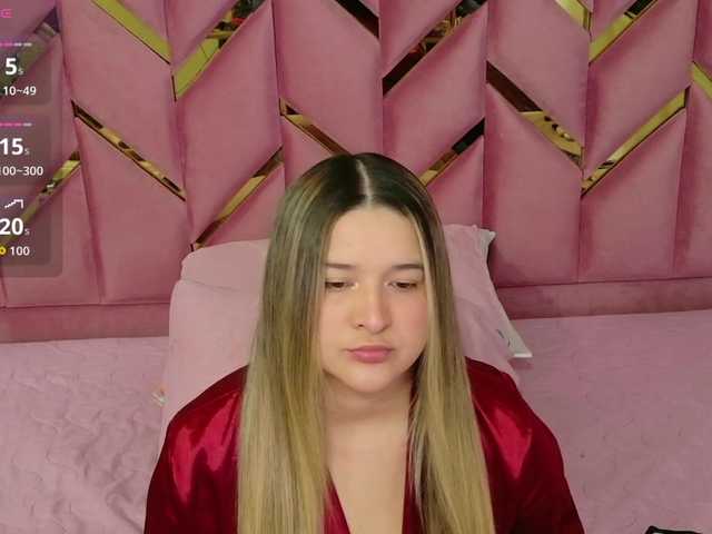 collegepawglovedaddy live cam on BongaCams