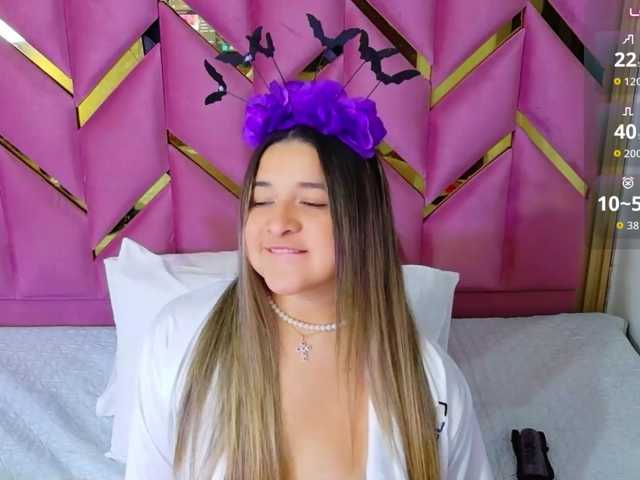 collegepawglovedaddy live cam on BongaCams