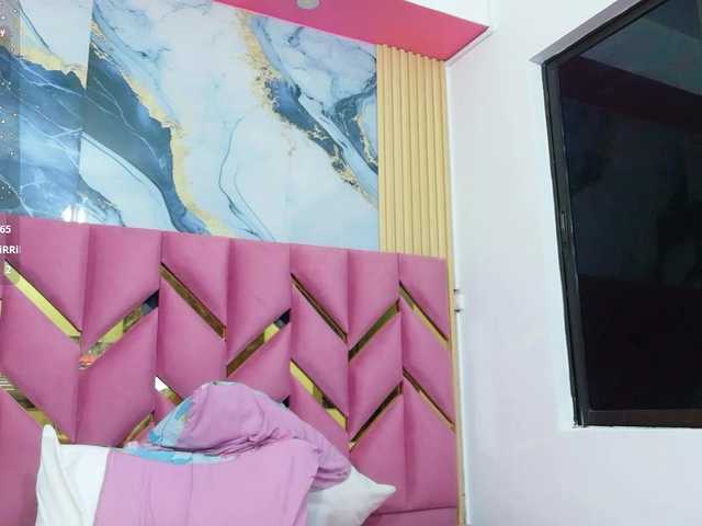 collegepawglovedaddy live cam on BongaCams