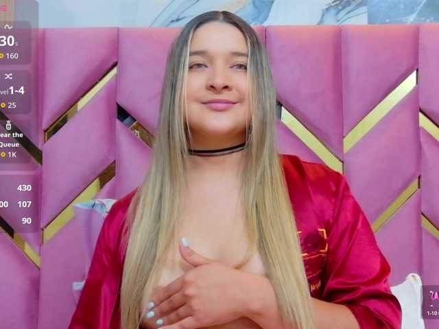 collegepawglovedaddy live cam on BongaCams