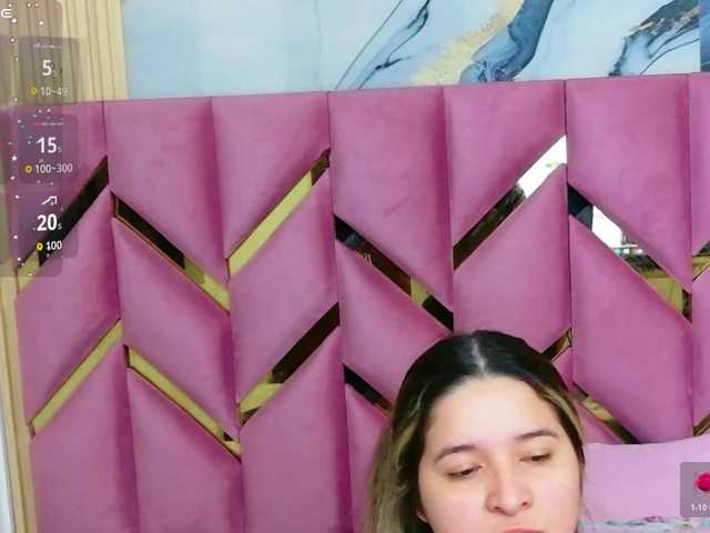 collegepawglovedaddy live cam on BongaCams