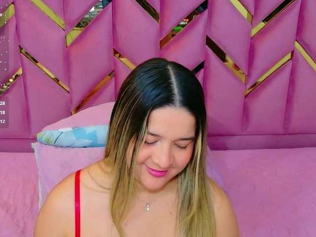 collegepawglovedaddy live cam on BongaCams