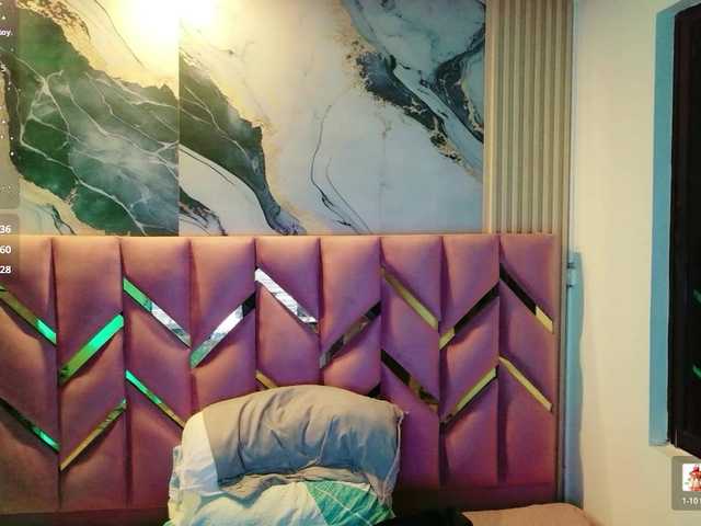 collegepawglovedaddy live cam on BongaCams