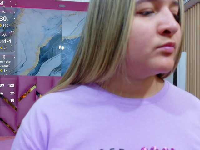 collegepawglovedaddy live cam on BongaCams