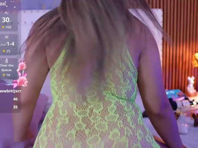 collegepawglovedaddy live cam on BongaCams