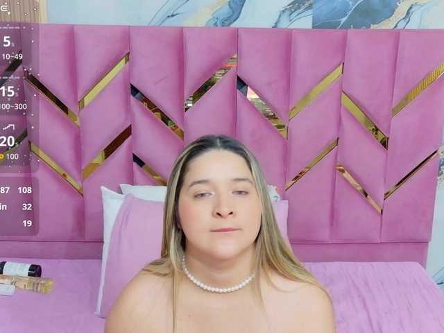 collegepawglovedaddy live cam on BongaCams
