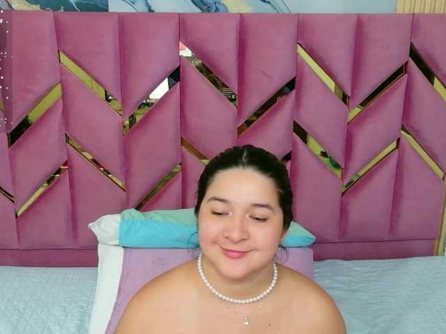 collegepawglovedaddy live cam on BongaCams