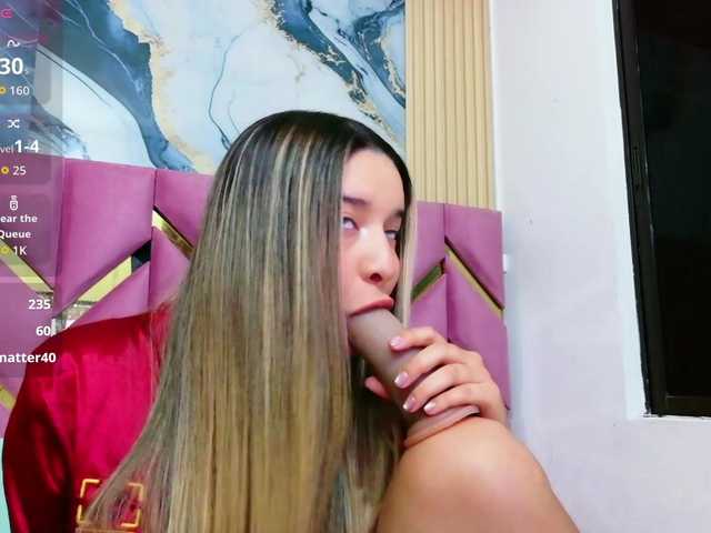 collegepawglovedaddy live cam on BongaCams