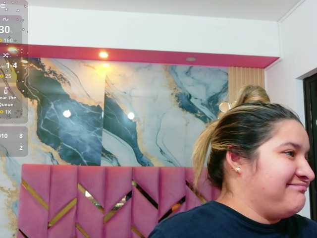 collegepawglovedaddy live cam on BongaCams