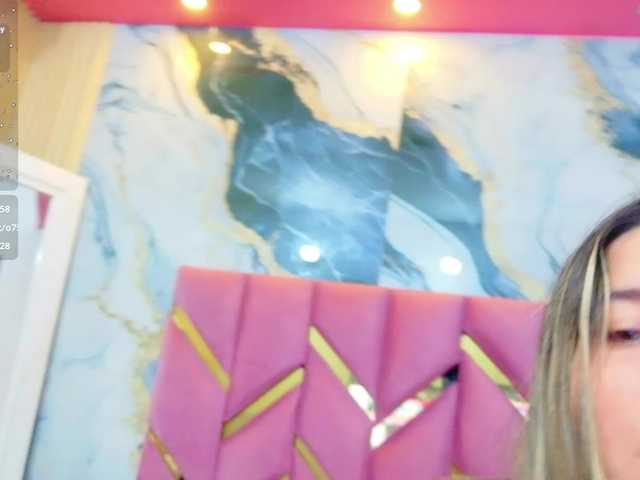 collegepawglovedaddy live cam on BongaCams